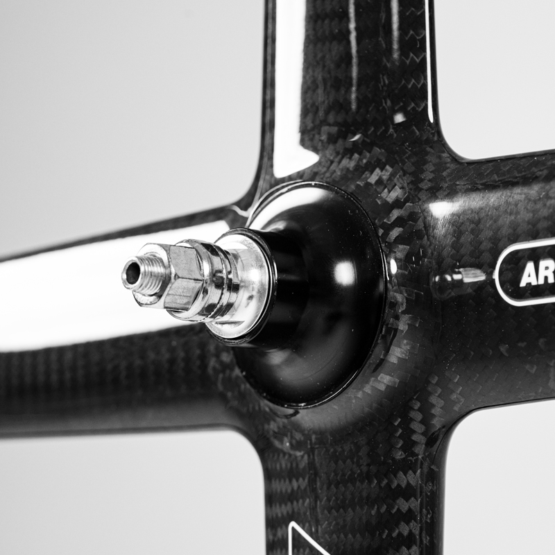 ชุดล้อคาร์บอนเต็มวง 700C แบบไม - Quality Cycling Gear บทวิจารณ์และราคา