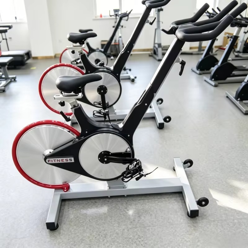 จักรยานออกกำลังกายแบบแม่เหล็ก  - Cycling Gear Indoor บทวิจารณ์และราคา