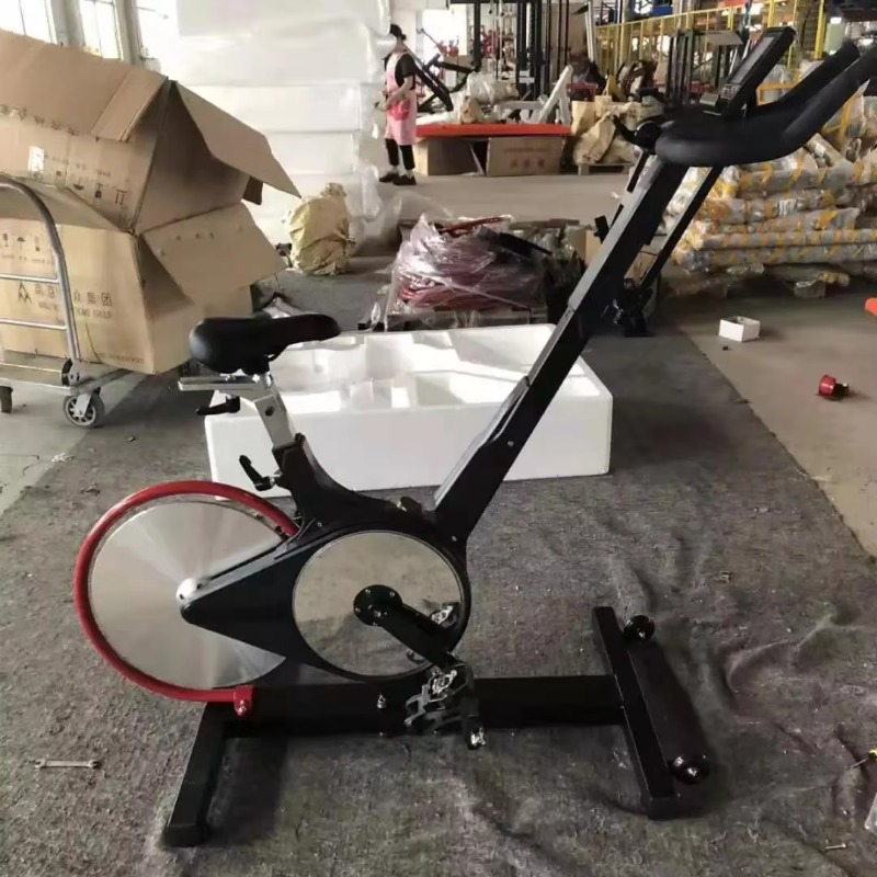 จักรยานออกกำลังกายแบบแม่เหล็ก  - Cycling Gear Indoor บทวิจารณ์และราคา